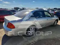 2000 Toyota AVALON photo