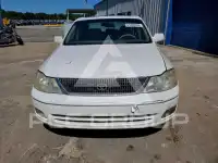2000 Toyota AVALON photo