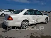 2000 Toyota AVALON photo