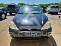 2000 Ford FOCUS photo