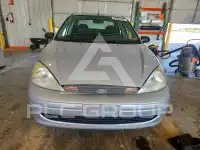 2000 Ford FOCUS фото