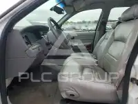 2000 Ford CROWN photo