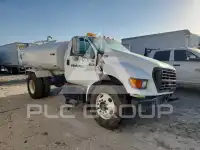 2000 Ford F-650 фото