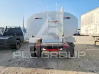 2000 Ford F-650 фото