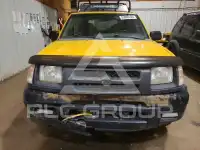 2001 Nissan  фото