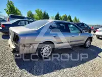 2001 Nissan MAXIMA photo