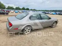 2001 Nissan MAXIMA photo