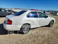 2001 Nissan ALTIMA photo