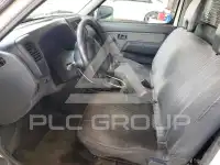 2001 Nissan FRONTIER фото