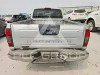 2001 Nissan FRONTIER photo