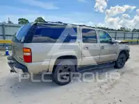 2001 Chevrolet Suburan photo