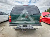 2001 Chevrolet Suburan фото