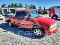 2001 Chevrolet S10 photo