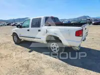 2001 Chevrolet S10 фото