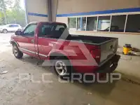 2001 Chevrolet S10 photo