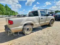2001 Chevrolet S10 photo