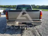 2001 Chevrolet Silverado photo