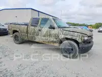 2001 Chevrolet Silverado photo
