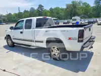 2001 Chevrolet Silverado photo