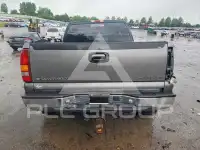 2001 Chevrolet Silverado photo