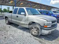 2001 Chevrolet Silverado photo
