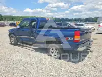 2001 Chevrolet Silverado photo