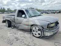 2001 Chevrolet Silverado photo