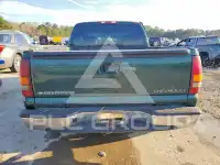 2001 Chevrolet Silverado photo