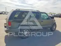 2001 Chevrolet Blazer photo