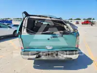 2001 Chevrolet Tahoe фото