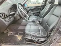 2001 BMW 325 photo