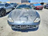2001 Jaguar XK8 фото