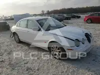 2001 Jaguar S-TYPE photo