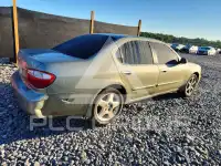 2001 Infinity I30 photo