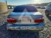 2001 Infinity I30 photo