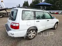 2001 Subaru Forester photo