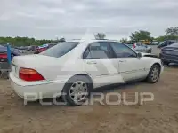 2001 Acura RL photo