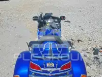 2001 Honda GL photo