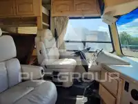 2001 Freightliner Chassis фото