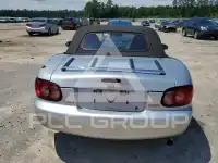 2001 Mazda MX-5 photo