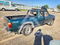 2001 Mazda B4000 фото
