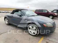 2001 Audi TT photo