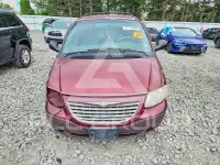 2001 Chrysler VOYAGER photo