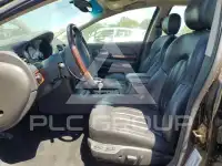 2001 Chrysler 300 photo