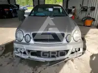 2001 Mercedes Benz CLK фото