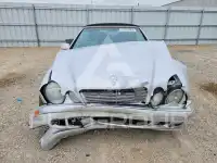 2001 Mercedes Benz CLK фото