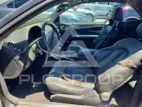 2001 Mercedes Benz CLK фото