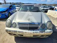 2001 Mercedes Benz E-Class photo