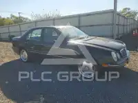 2001 Mercedes Benz E-Class photo