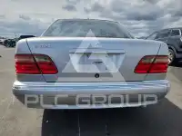 2001 Mercedes Benz E-Class photo